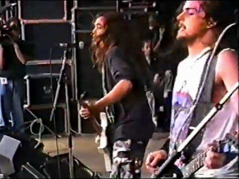 Sepultura 6.4.90 Dynamo Open Air Eindhoven, Holland.