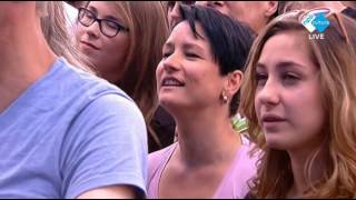 [ Seasick Steve Live @ Pinkpop 2017 ] - 2 . Walkin' blues