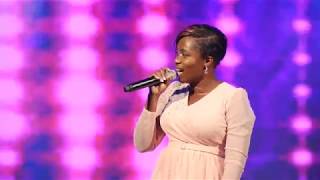 Janet Manyowa - Muri Mwari (Live)