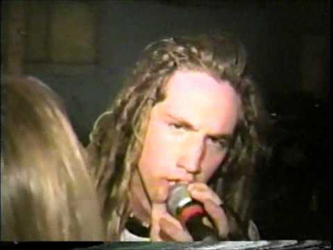 Libido Boyz, Chester. Bundy's first kiss