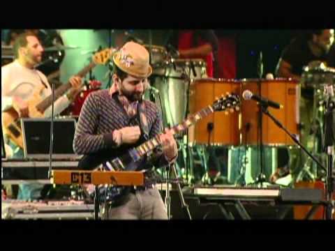 Festival de Viña 2011, Calle 13, Vamo a portarnos mal