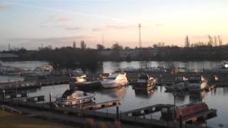 preview picture of video 'Athlone Apartment Marina View'
