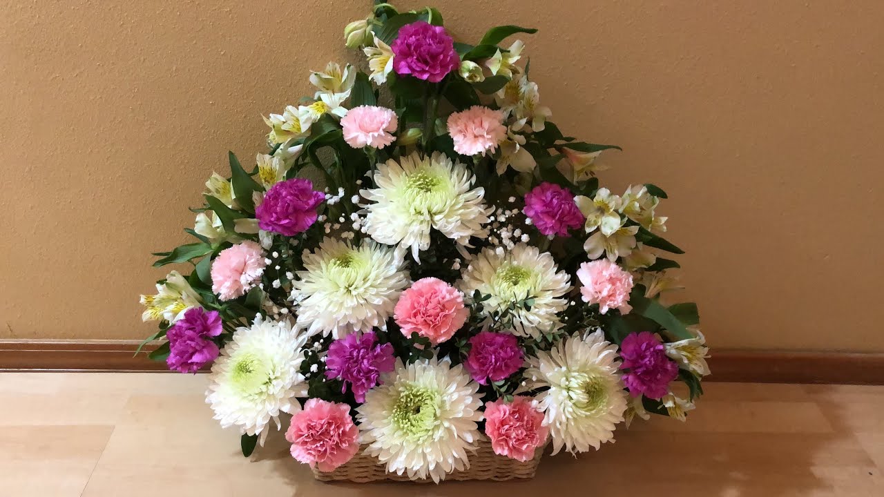Arreglo floral con claveles y crisantemos/ para regalar en cualquier ocasión #arreglosflorales
