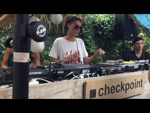 OLGA KOROL at Meetingpoint Gallery #10, Barcelona (18JUN17)