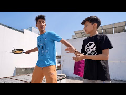 Maggi Ke Liye Lad Rahe 😂