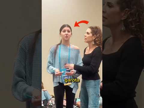 She's out of tune!! #curiosities #singing #talent #singer