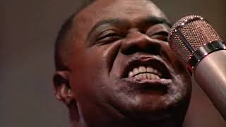 Up a Lazy River - Louis Armstrong (Jazz on a Summer&#39;s Day 1959)