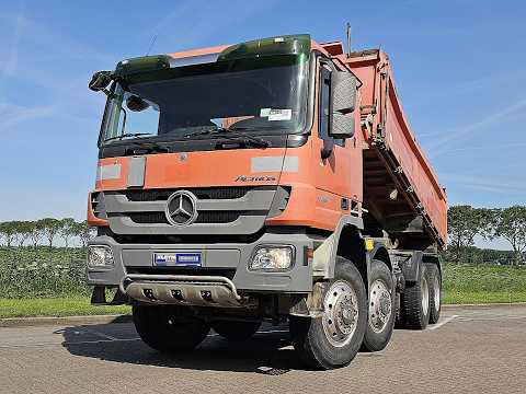 Mercedes-Benz Actros video nahled