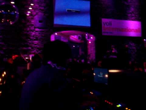 J.Fabio @ Vola (CT) warm up Richy Hawtin parte 2.MPG