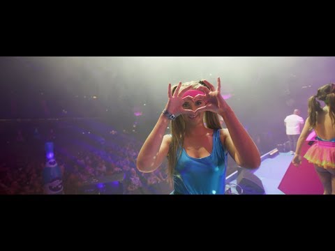 download lagu mp3 mp4 Pussylounge Xxl, download lagu Pussylounge Xxl gratis, unduh video klip Pussylounge Xxl