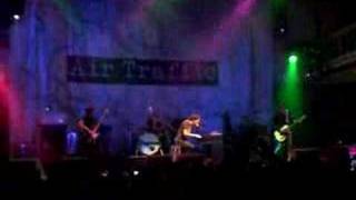 Air Traffic, Just abuse me Paradiso