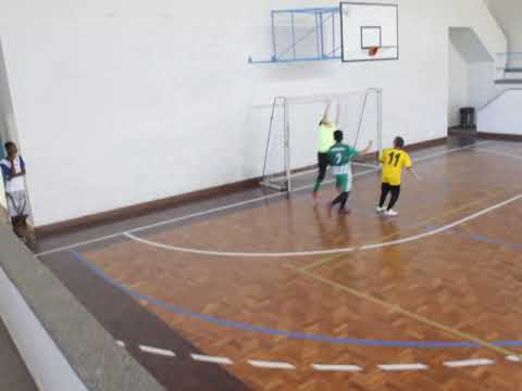 DEFESA 1 DO GOLEIRO BENTO SÁ:NUNES FUTSAL X MONTANHA - SUB 13