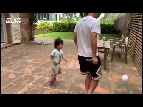 Wu Lei plays soccer with his kids in their backyard before La Liga resumes