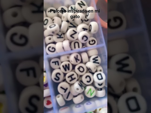 Vídeo relacionado con 3 Piezas Pulsera de Gato de la Suerte Pulsera de Cuentas de Cerámica de Gato Kawaii Pulsera de la Suerte Ajustable Pulsera Trenzada de la Amistad Pulsera de Gato de la Suerte para Hombres Mujeres Niña