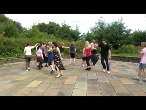 Scottish Cèilidh Dancing - The Gay Gordons Two-Step