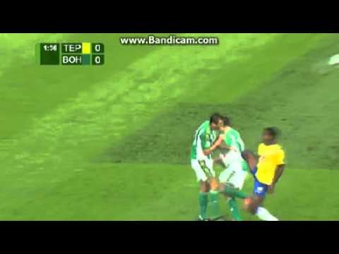 Kung-Fu fighting in Synot Liga (Czech Republic)