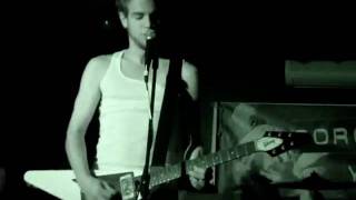 Porcelain Youth - Monolith (Bluemoon Lounge - August 6th, 2009)