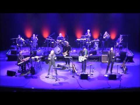 Classic Albums Live Performing Paul McCartney and Wings, Band on the Run Album plus hits.