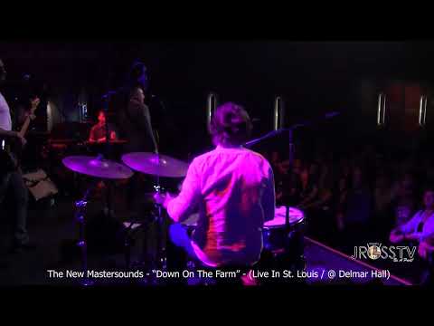 James Ross @ (Funky) The New Mastersounds - "Down On The Farm" - www.Jross-tv.com (St. Louis)