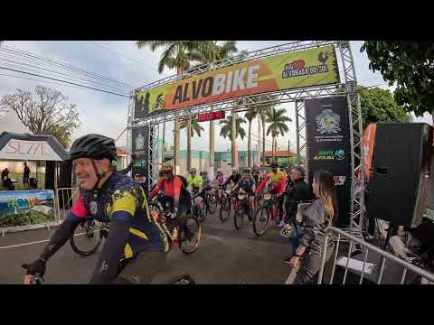 ALVOBIKE - VIDEO DA LARGADA DAS CATEGORIAS PRO 65KM - SPORT 35KM E KIDS