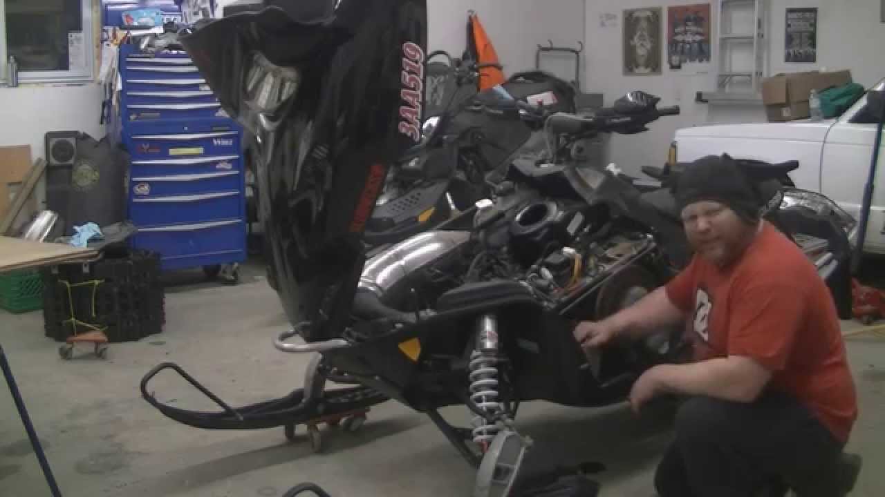 2010 polaris iq shift 600 tear down and rebuild part1