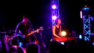 Lights - Nellie and Michael Live at The Roxy