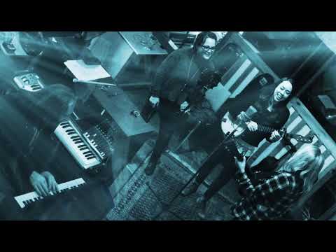 Video thumbnail for Hundred Miles