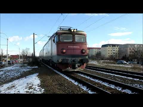 CFR Călători IRN 1831 with CFR Călători R 4703