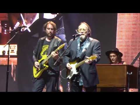 Stephen Stills performs Bluebird with Eric Clapton and the Wallflowers