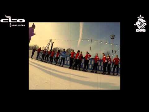 Voetbalminuutje Schaatsen