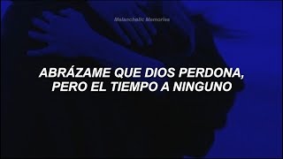 Juan Gabriel - Abrázame Muy Fuerte (Letra)