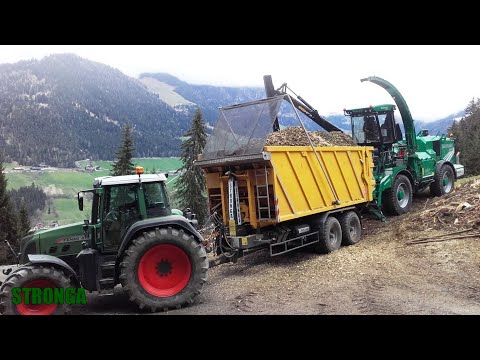Stronga HookLoada HL180 landwirtschaftlicher Anhänger auf Hackschnitzel Ernte