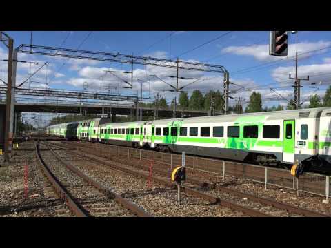 [VR] delayed InterCity nr. 55 from Helsinki to Oulu departs Riihimäki station.