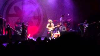 &quot;Hanalei&quot;, Xavier Rudd and the United Nations