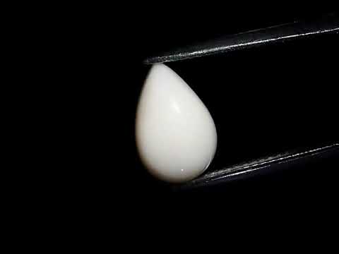 Natuurlijk Opaal Peer Kleur Roze 3,05 ct.