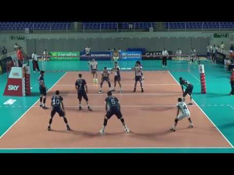 Deivid Mota / Outside Hitter / White team Number 16  MTC 3X1 BTO