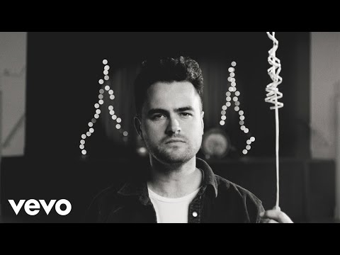 download lagu mp3 mp4 Ferris Sylvester Flying Visit, download lagu Ferris Sylvester Flying Visit gratis, unduh video klip Ferris Sylvester Flying Visit