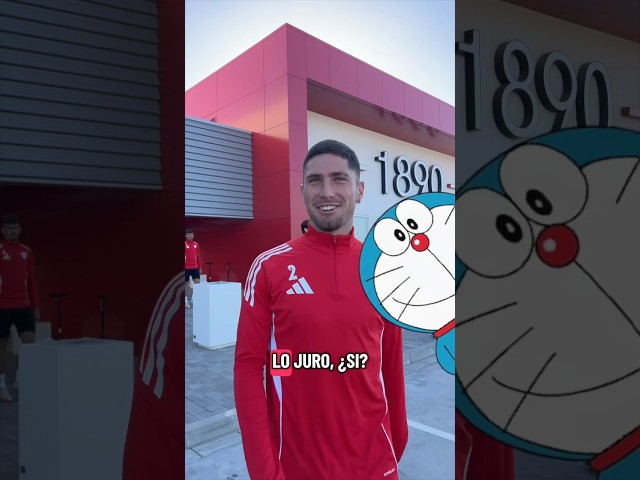 Vídeo relacionado con Gorra del Sevilla Fútbol Club Negra Adulto Ajustable Escudo Color Bordado Producto Oficial