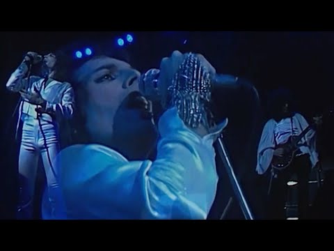 Videoclip de White Queen (As It Began) (Live At The Rainbow, London / November 1974) — Queen