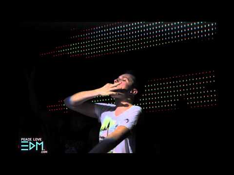 Hard Rock Sofa vs Fedde Le Grand & Nicky Romero - Starlight Sparks (F-Bod Mashup)