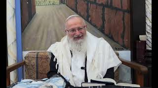 איך מזהים אנשים קדושים? | הרב שמואל אליהו | הלכה יומית | ו' תמוז תשפ"ד (הרב שמואל אליהו) - התמונה מוצגת ישירות מתוך אתר האינטרנט יוטיוב. זכויות היוצרים בתמונה שייכות ליוצרה. קישור קרדיט למקור התוכן נמצא בתוך דף הסרטון