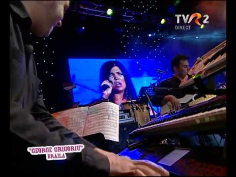 Paula Seling - Medley: Fleurs du mal / Diamonds / Walk this Way / Crazy in love