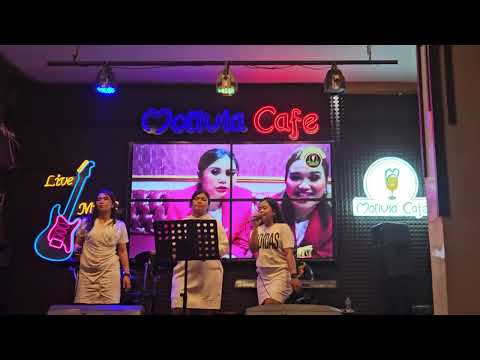 Senandung Sister at Molivia Cafe follow and subscribe channel @hansbing