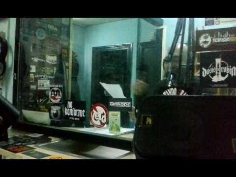 Supra Jordán Donaire spit bars on Sonido Criminal with Ecija Young Monsta