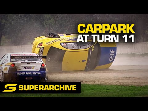 SUPERCARS 2021 Townsville SuperSPRINT 決勝レースのハイライト動画