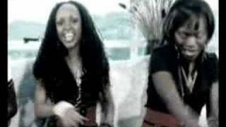 Blu 3 - Strong Woman