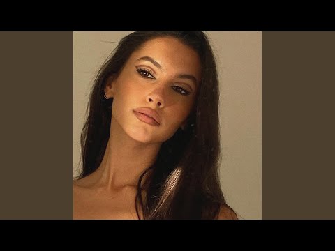 amoureux de ma femme (slowed + reverb)