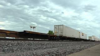 preview picture of video 'BNSF 6533 West at Wadena, MN'