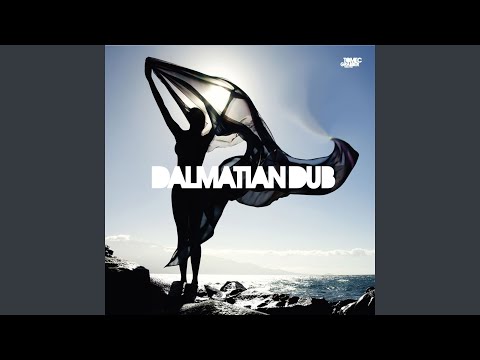 Ponoć je, mila moja majko (feat. Klapa Šufit)