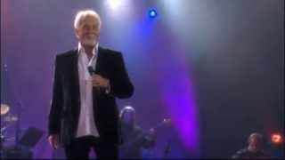 &quot;Buy Me a Rose&quot; - Kenny Rogers (concert video)